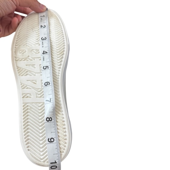 P448 Thea Platform Leather Sneaker - Picture 16 of 16